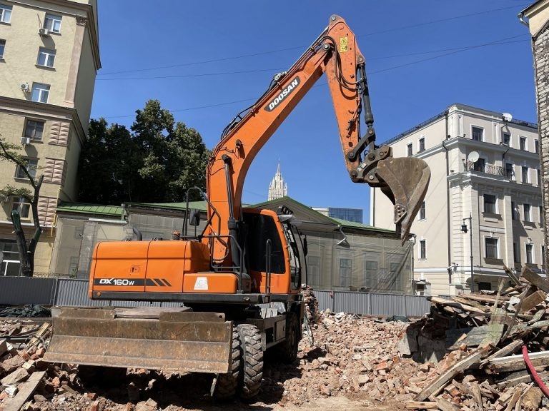 Снос доходного дома 1903 года в Большом Левшинском переулке