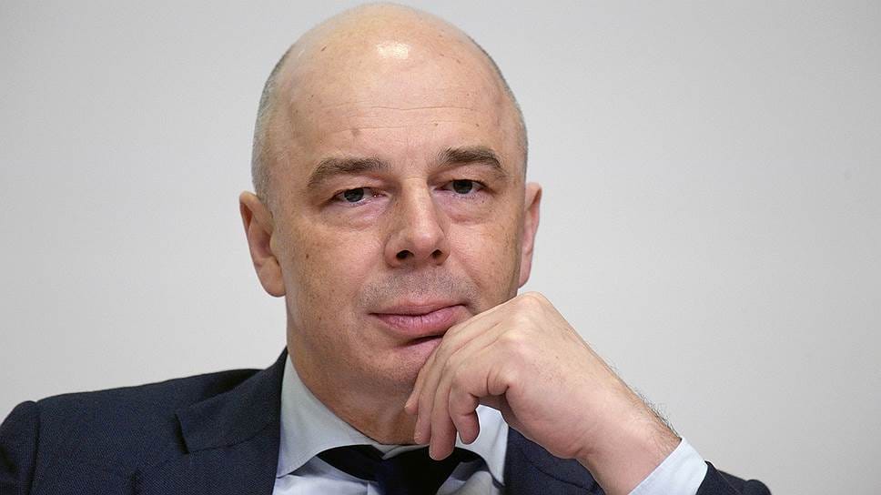 Глава Минфина не планирует помогать падающему рублю. ЦБ нечем влиять на курс системно, считают экономисты