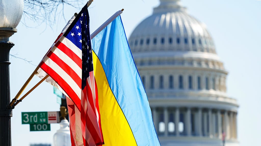 Белый дом заявил об исчерпании ресурсов на помощь Украине — Bloomberg